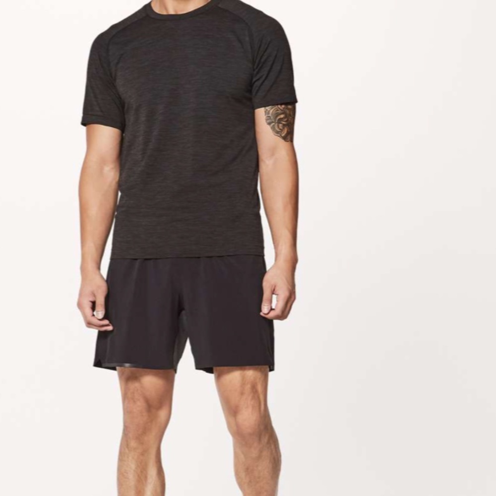 Lululemon Metal Vent Tech